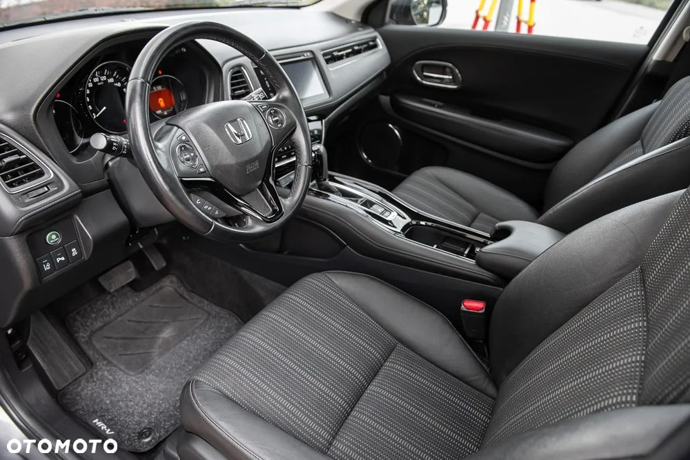 Honda HR-V 1.5 i-VTEC CVT Executive - 15