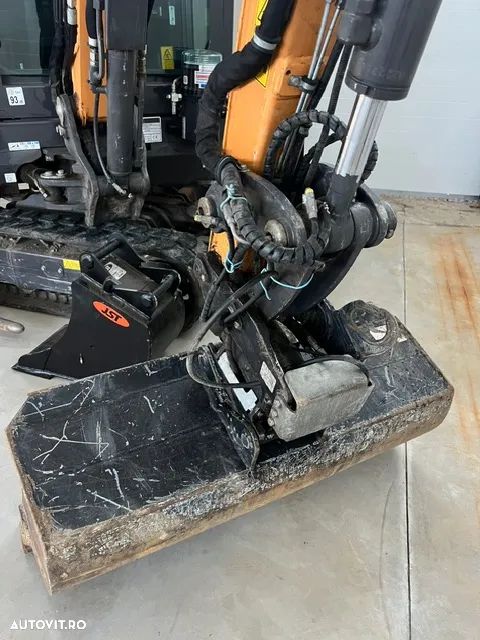 Case CX19D - 16