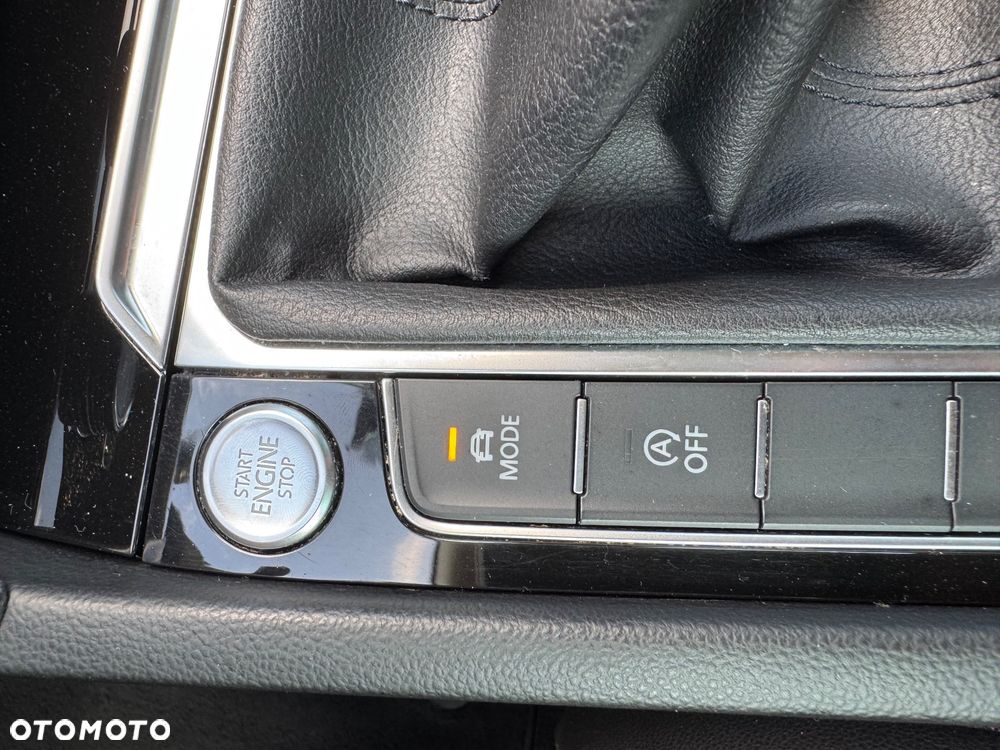 Volkswagen Passat 2.0 TDI BMT Highline - 34