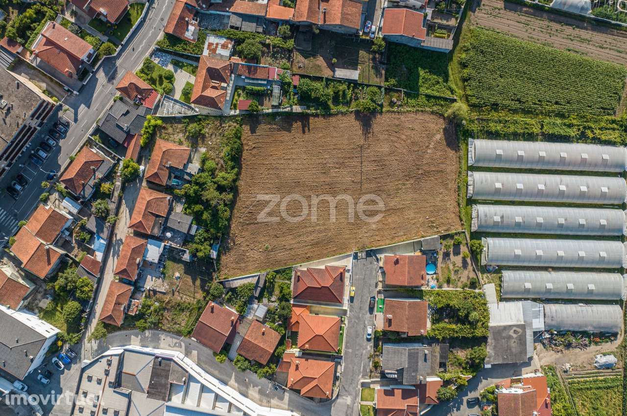 Terreno, 4 208 m², Santo Tirso, Couto (Santa Cristina e São Miguel) e Burgães - Grande imagem: 3/11