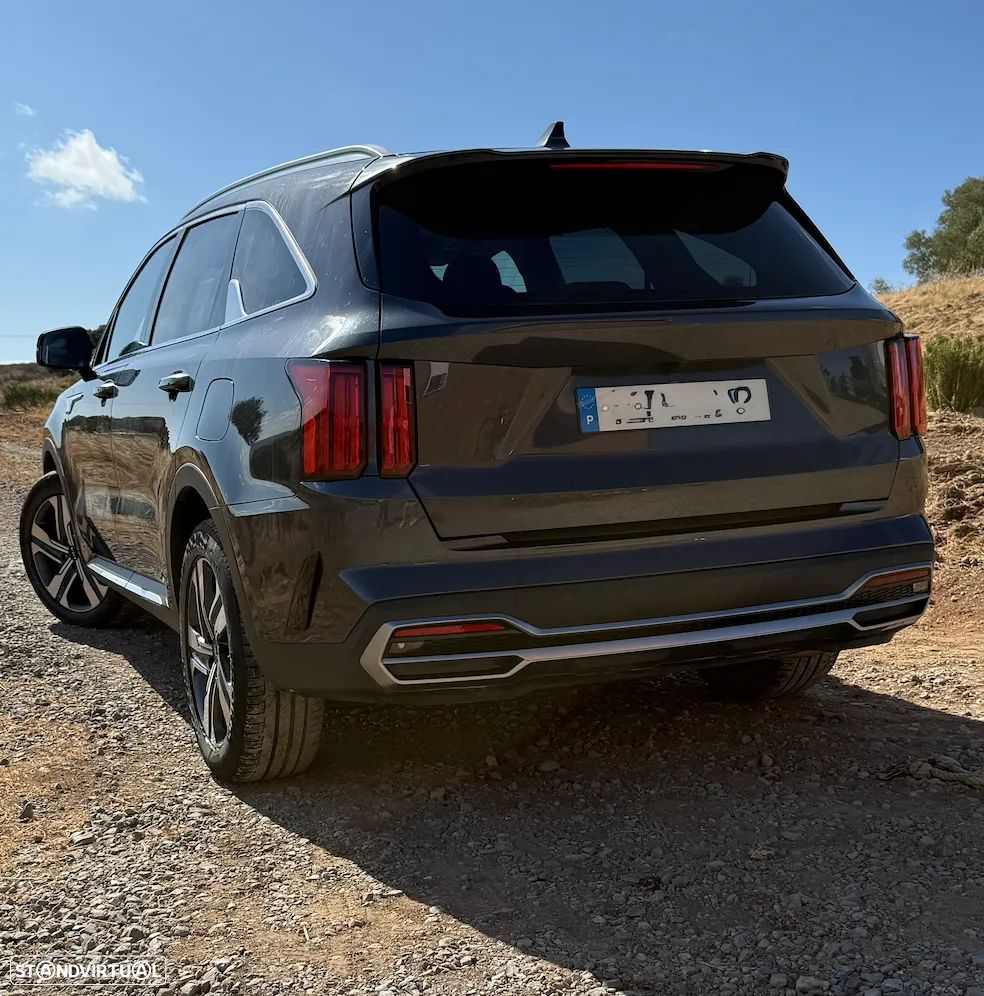 Kia Sorento 1.6 T-GDI HEV Concept - 4