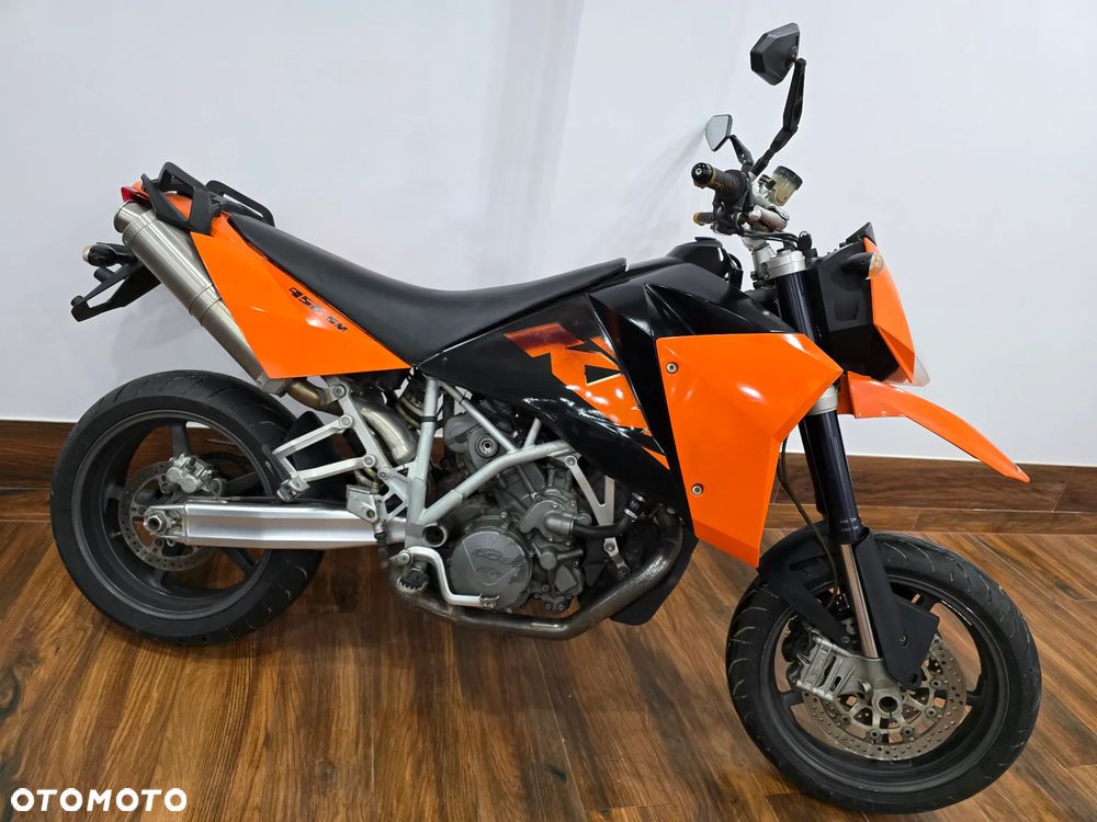 KTM SMC - 8