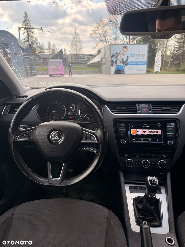Skoda Octavia 2.0 TDI Drive - 12
