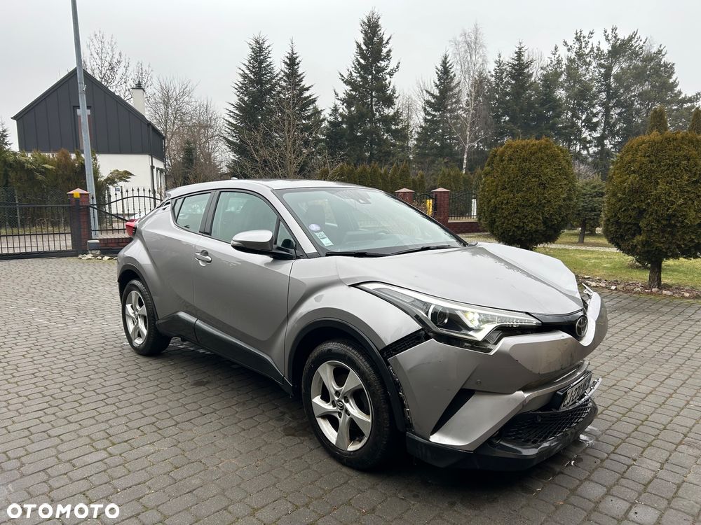 Toyota C-HR - 3