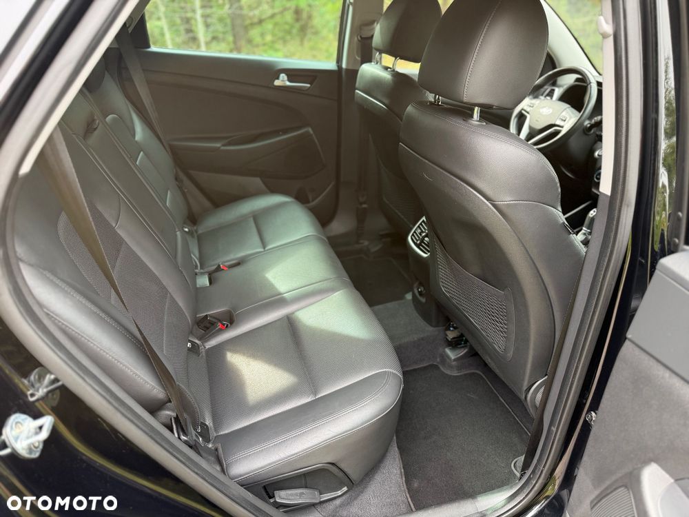 Hyundai Tucson blue 1.6 CRDi 2WD DCT Select - 16