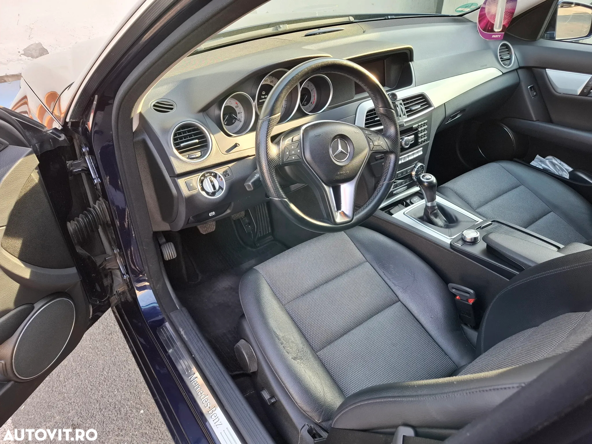 Mercedes-Benz C 180 T CGI BlueEFFICIENCY Avantgarde - 11