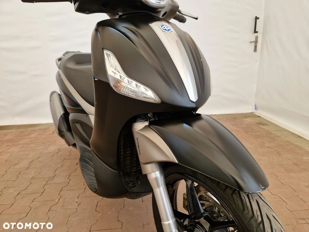 Piaggio Beverly - 14