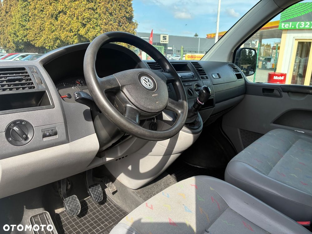 Volkswagen TRANSPORTER T5 - 15