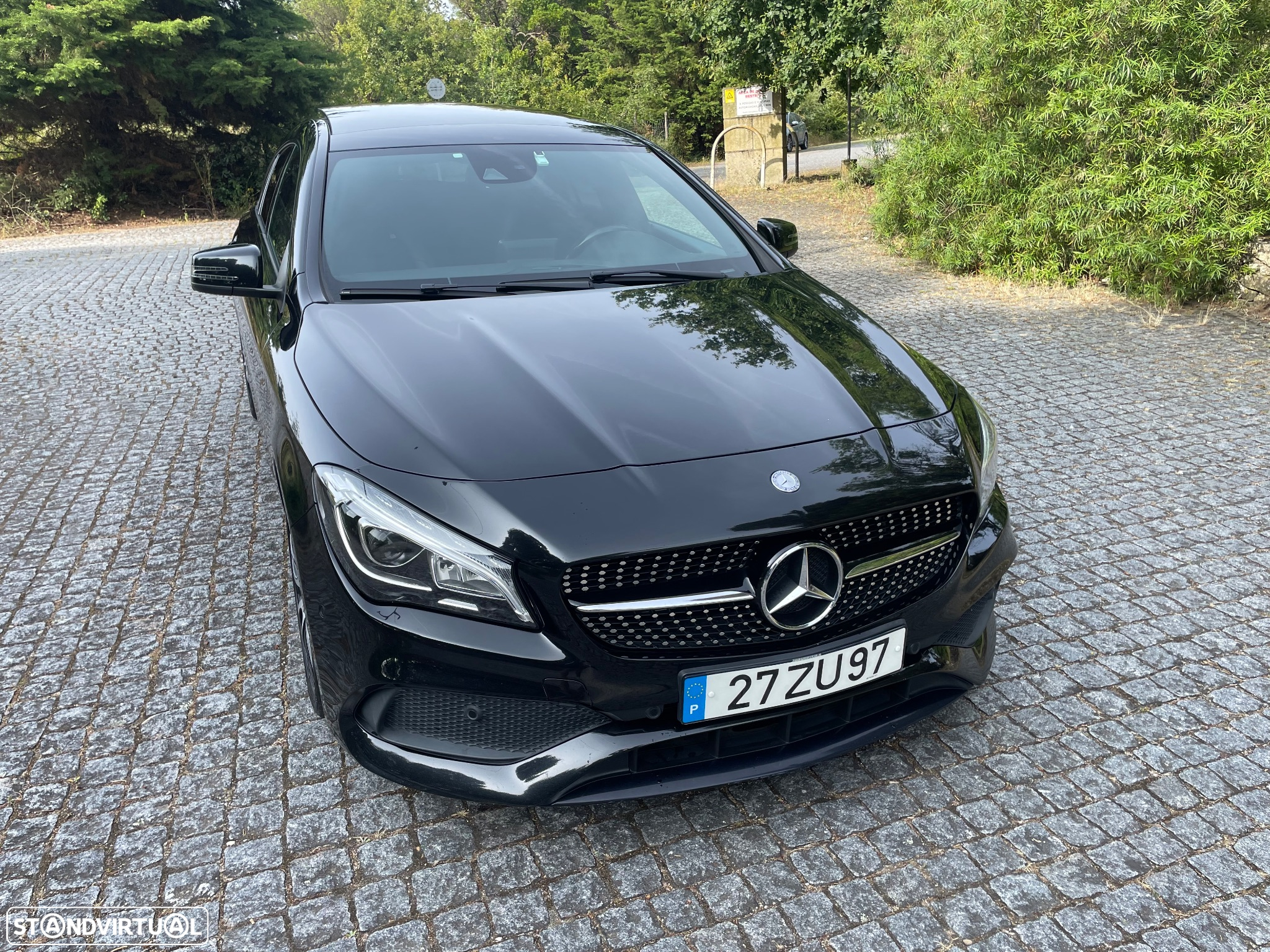 Mercedes-Benz CLA 180 d Shooting Brake AMG Line Aut. - 17