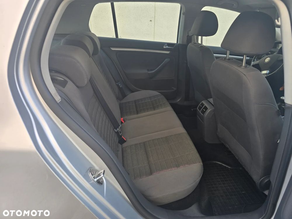 Volkswagen Golf V 1.6 Comfortline - 9