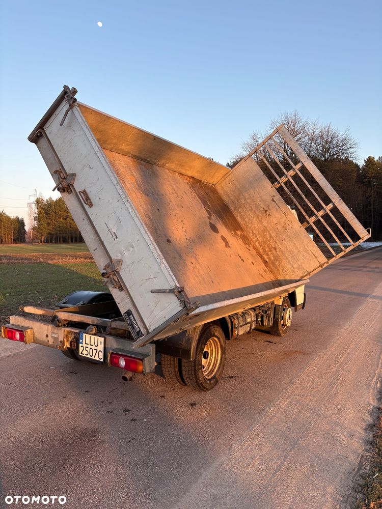 Mitsubishi Fuso Canter - 9