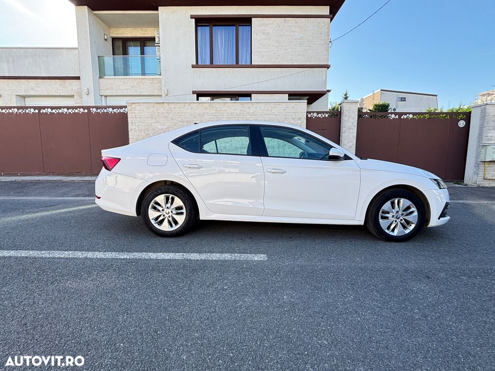 Skoda Octavia 2.0 TDI DSG Style - 28