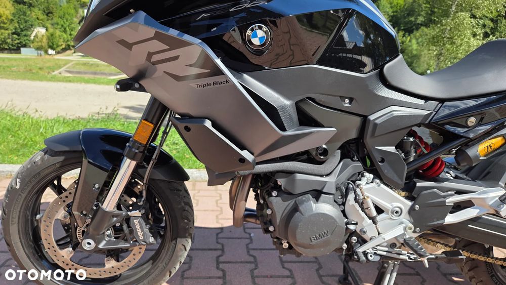 BMW XR - 10