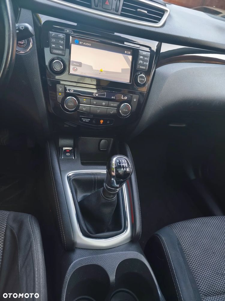 Nissan Qashqai 1.5 dCi N-Connecta - 31
