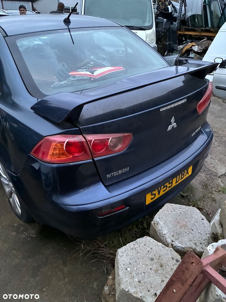 Zderzak tył Mitsubishi Lancer X Sedan Kompletny - 1