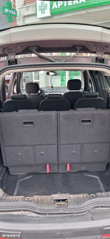 Ford Galaxy 2.0 TDCi Ambiente - 10