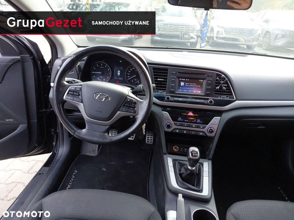 Hyundai Elantra 2017