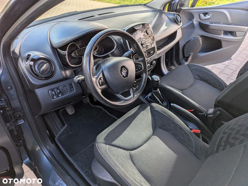 Renault Clio - 21