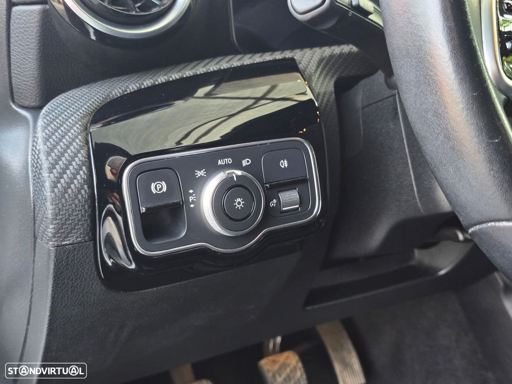 Mercedes-Benz A 180 d Style Plus - 10