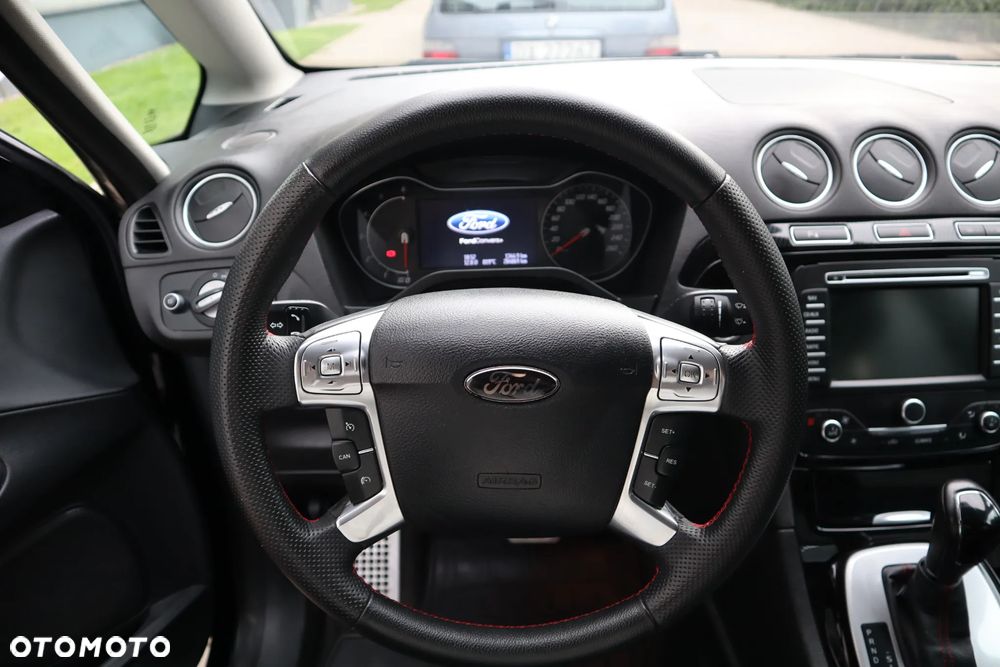 Ford S-Max - 9