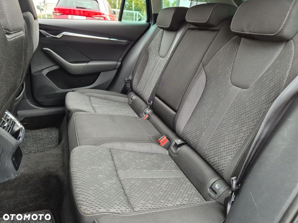 Skoda Octavia 2.0 TDI Style DSG - 15