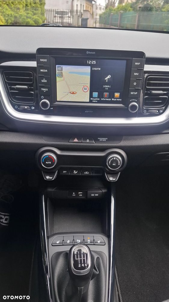 Kia Stonic 1.4 L - 19