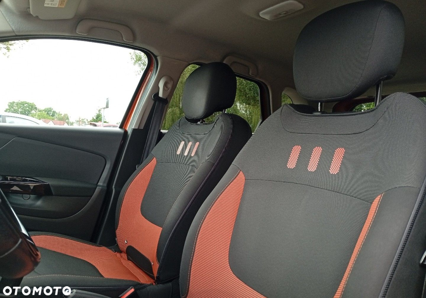 Renault Captur - 23