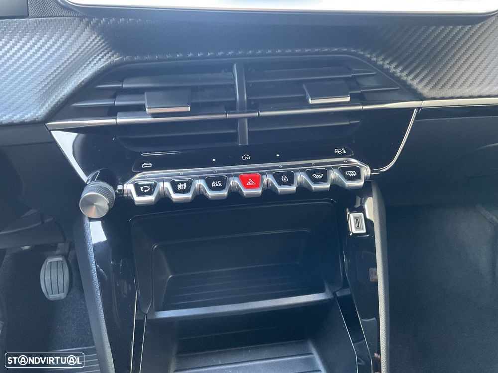 Peugeot 2008 1.2 PureTech Active Pack - 31
