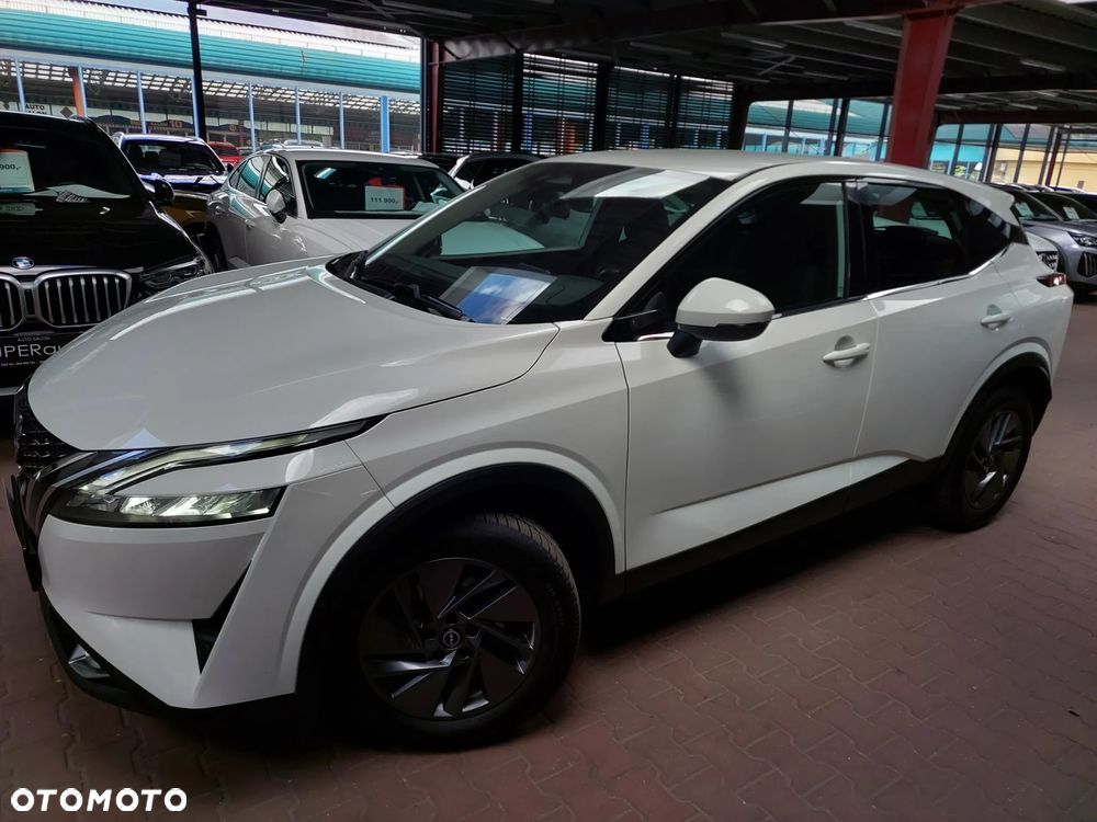 Nissan Qashqai 1.3 DIG-T mHEV N-Connecta Xtronic - 4
