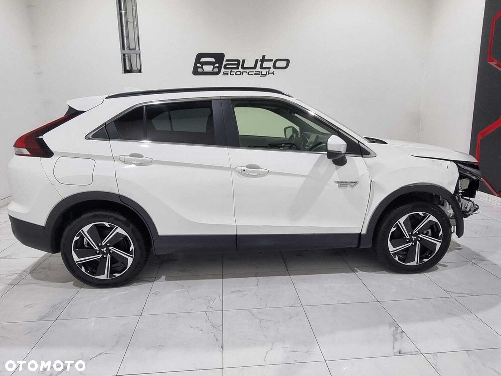 Mitsubishi Eclipse Cross - 13