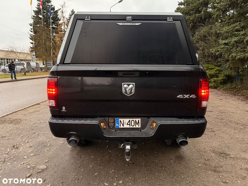 Dodge RAM - 4