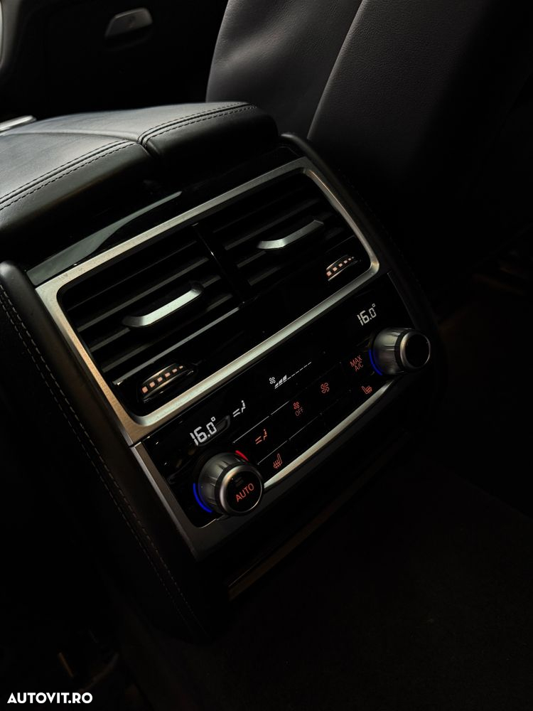 BMW Seria 7 745Le - 24