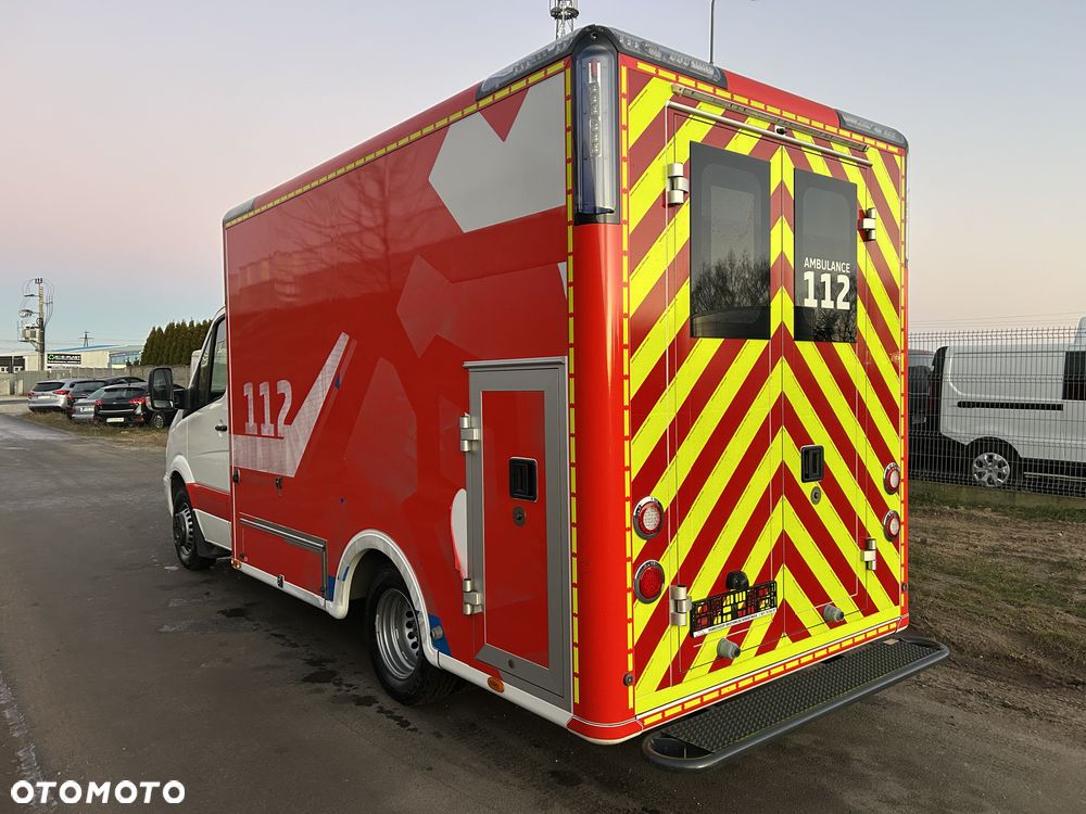 Mercedes-Benz Sprinter - 4