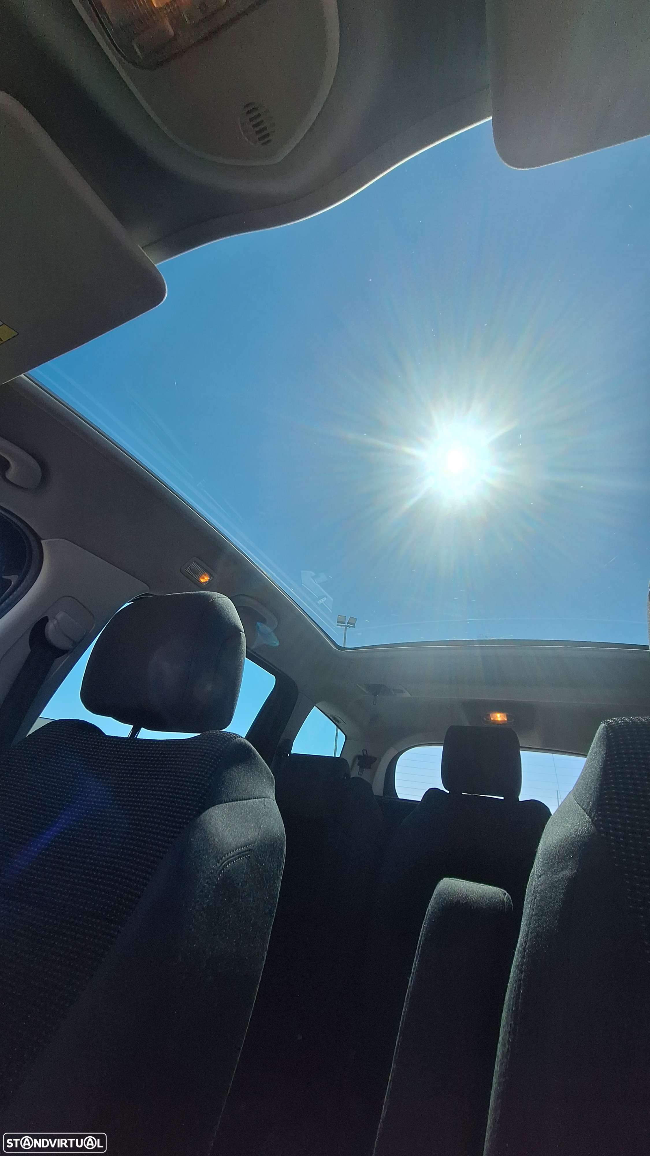Peugeot 5008 1.6 HDi 7L Allure - 16