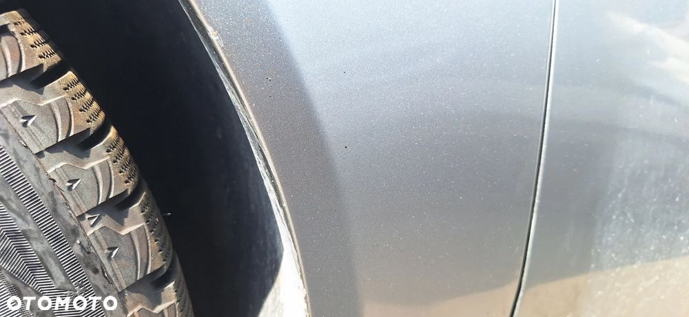 Alfa Romeo 159 Błotnik Przód Przedni Lewy Kod Lakieru 651 - 13