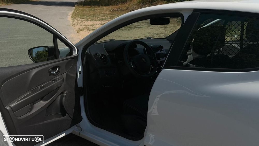 Renault Clio 1.5 dCi Zen - 12