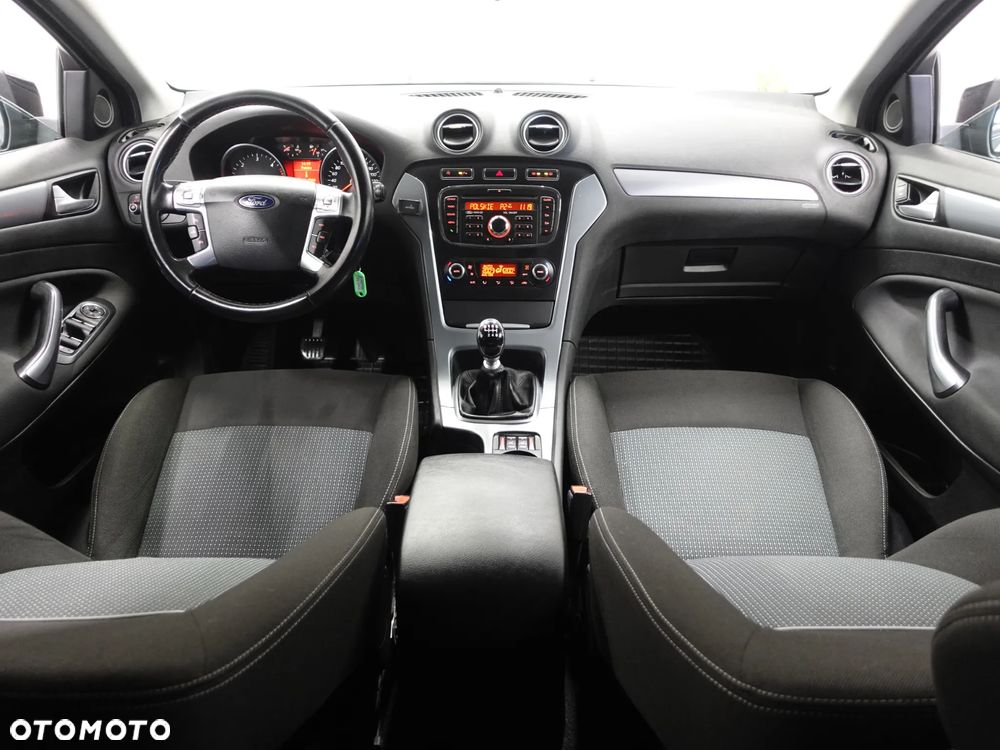 Ford Mondeo 1.6 TDCi Trend - 28