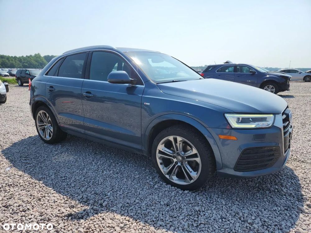 Audi Q3 2.0 TFSI Quattro S tronic design - 2