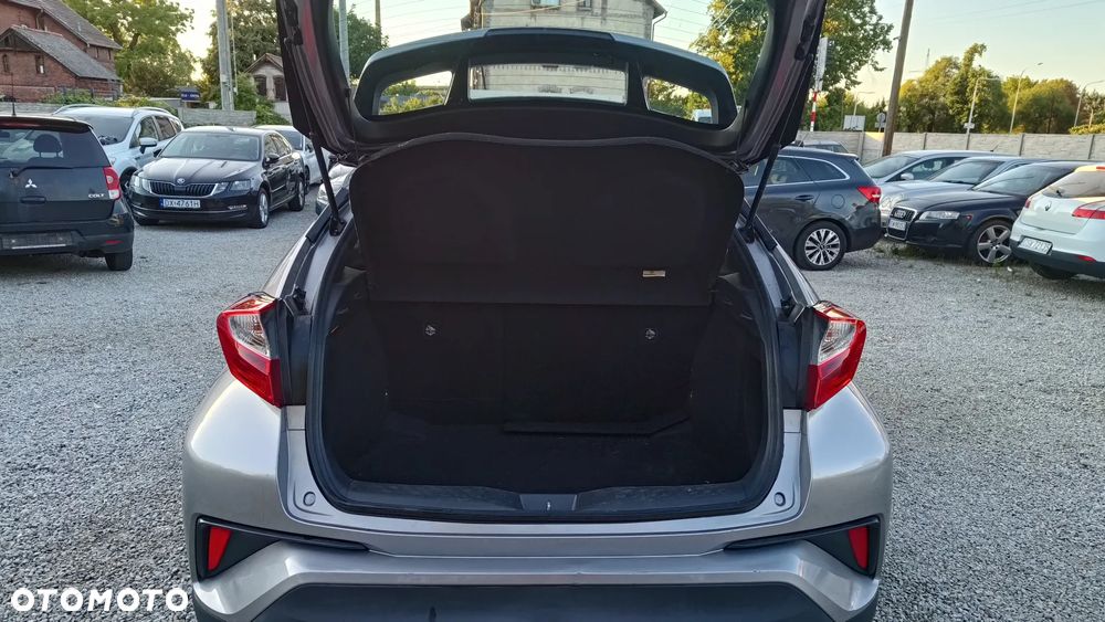 Toyota C-HR Lounge - 19
