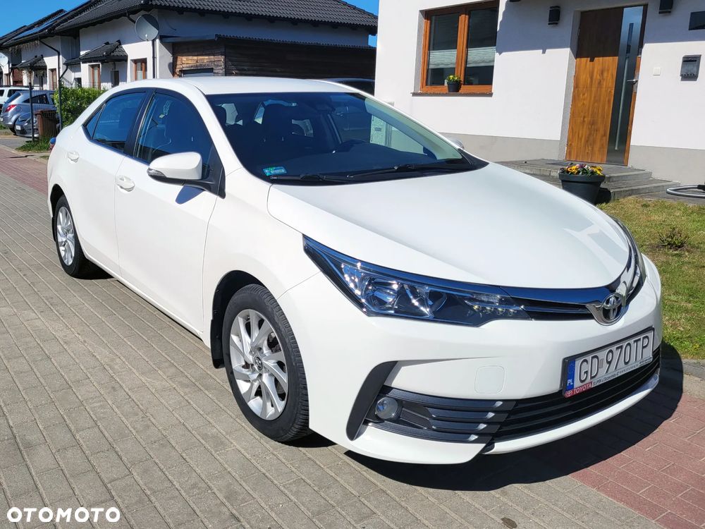 Toyota Corolla 1.6 Classic Plus - 10