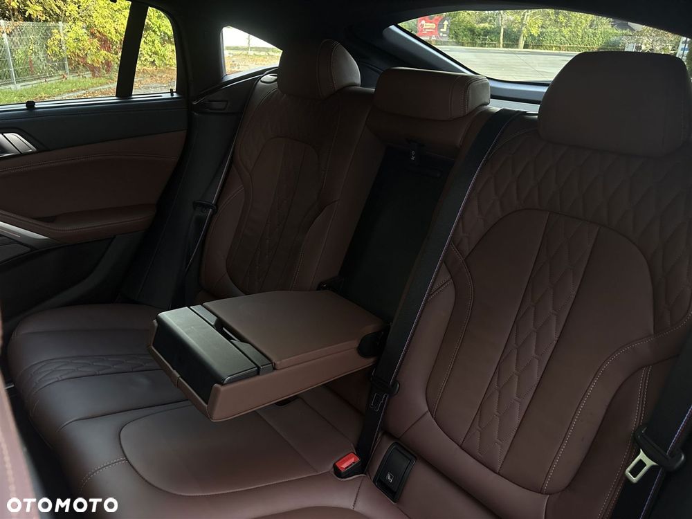 BMW X6 M50i - 23