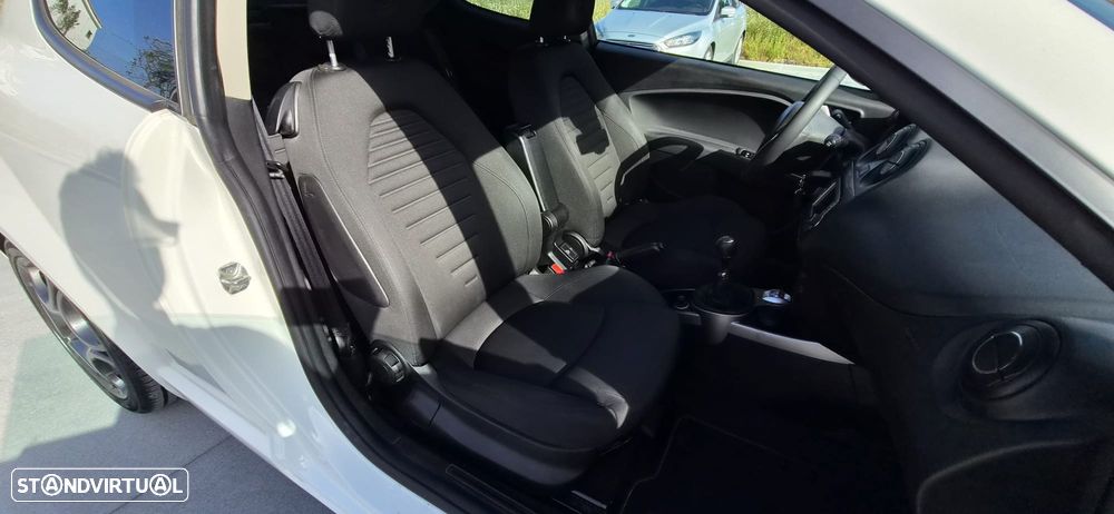 Alfa Romeo MiTo 1.3 JTDM Urban - 9