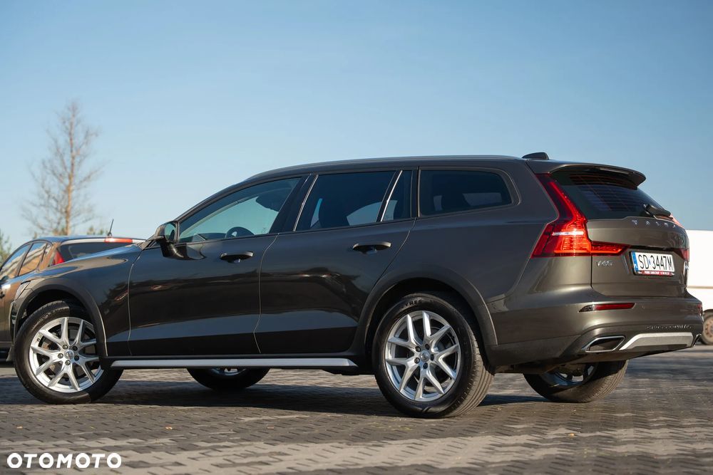 Volvo V60 Cross Country D4 AWD Geartronic Pro - 14
