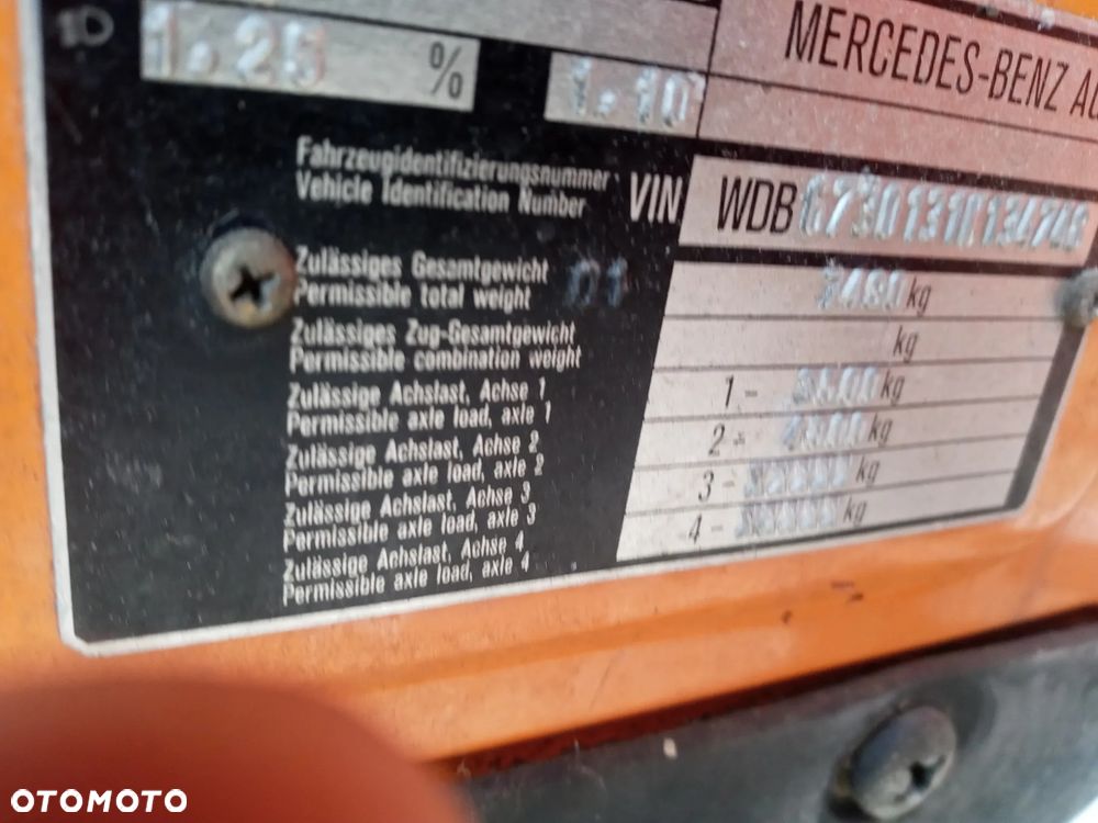 Mercedes-Benz 809 - 3