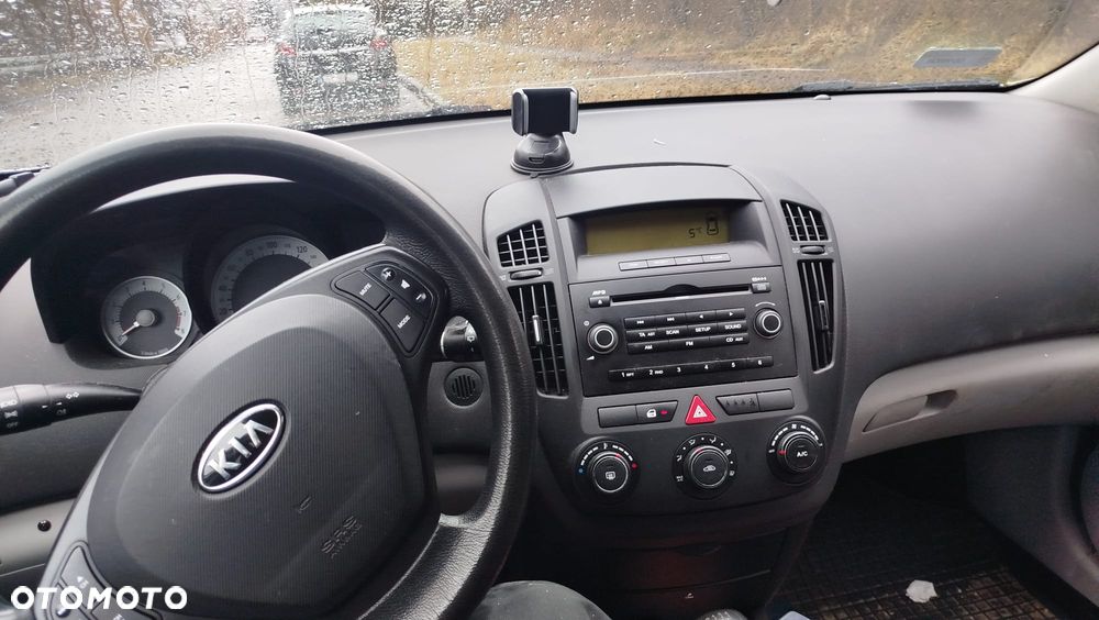 Kia Ceed 1.6 Comfort - 7