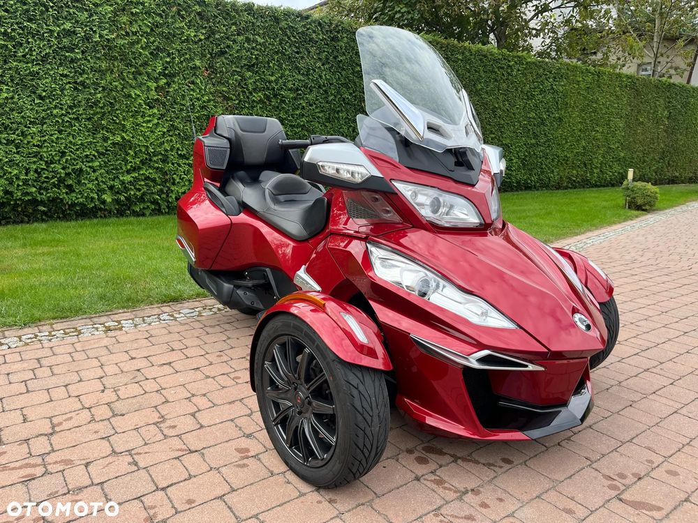 Can-Am Spyder - 2