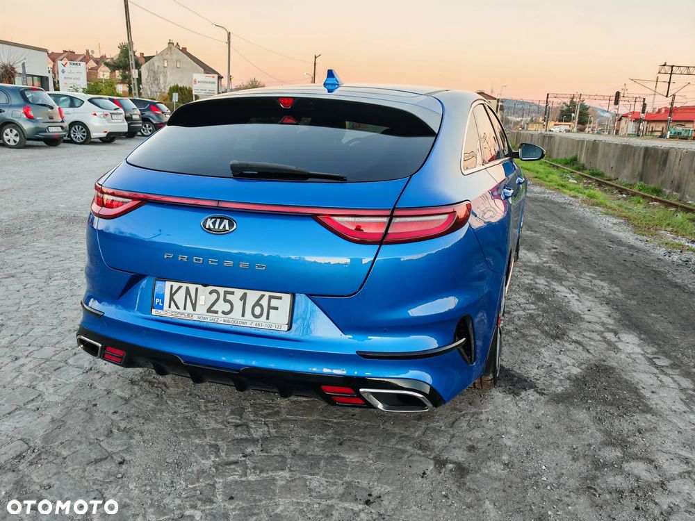 Kia ProCeed - 7