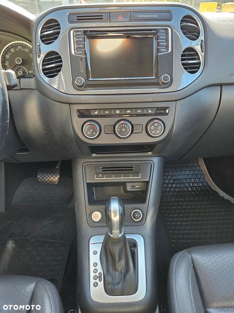 Volkswagen Tiguan - 10