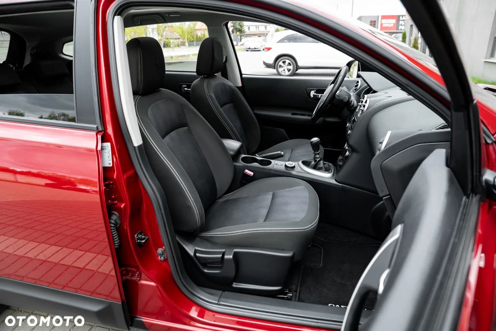 Nissan Qashqai+2 2.0 4x4 Tekna Premium - 18