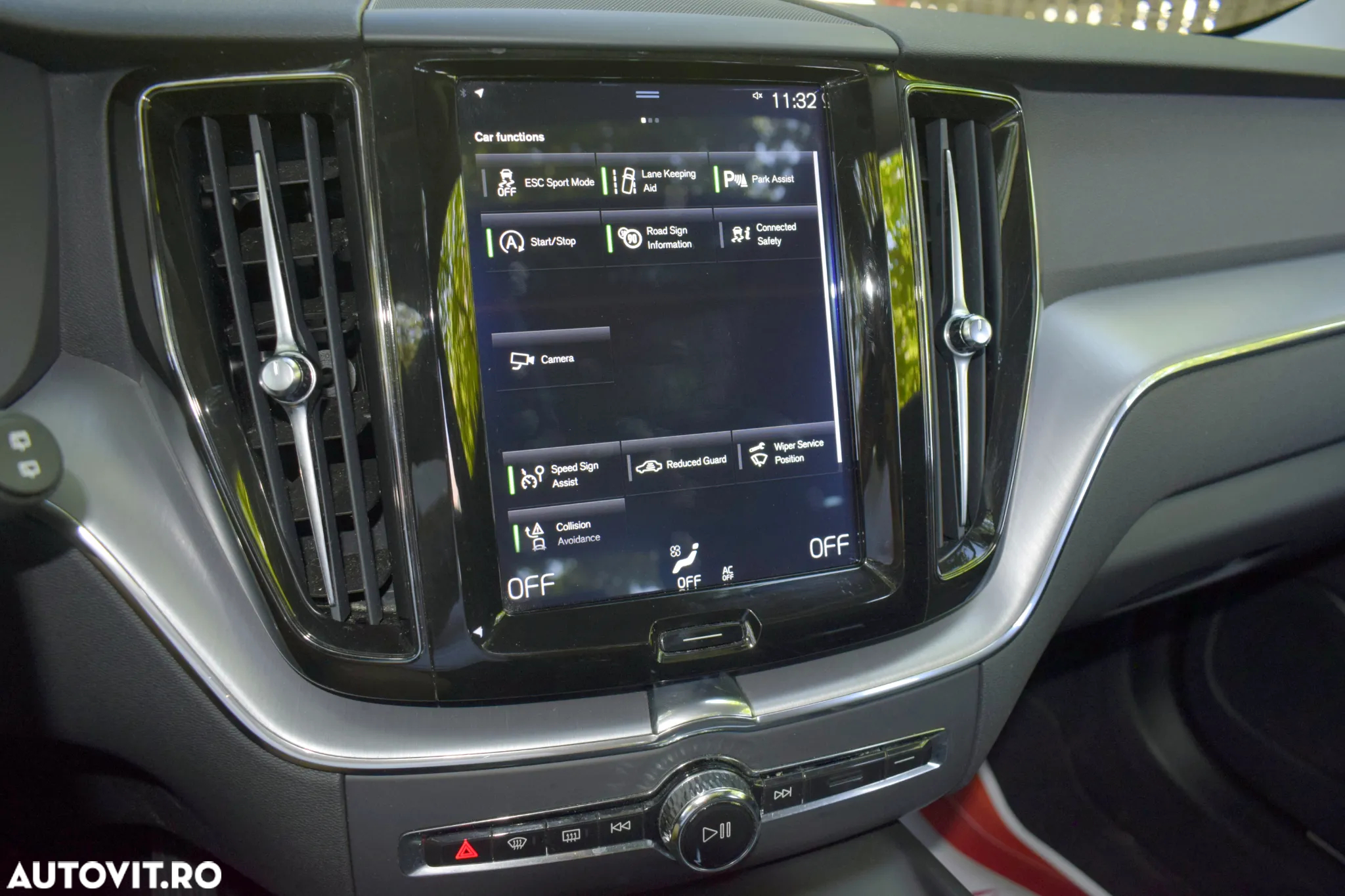 Volvo XC 60 B5 B AWD Geartronic Momentum Pro - 15